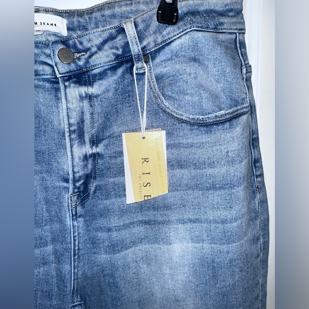 Risen Jeans 3XL High Rise Straight Leg Raw Hem Distressed Denim - Picture 4 of 9